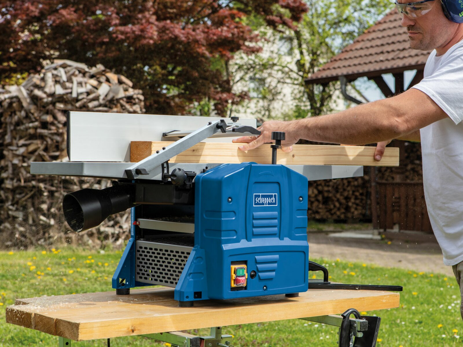 Timber thicknesser shop